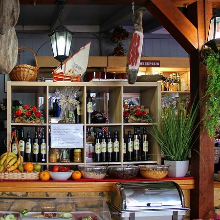 Visovac Rooms And Breakfast Skradin Exterior foto
